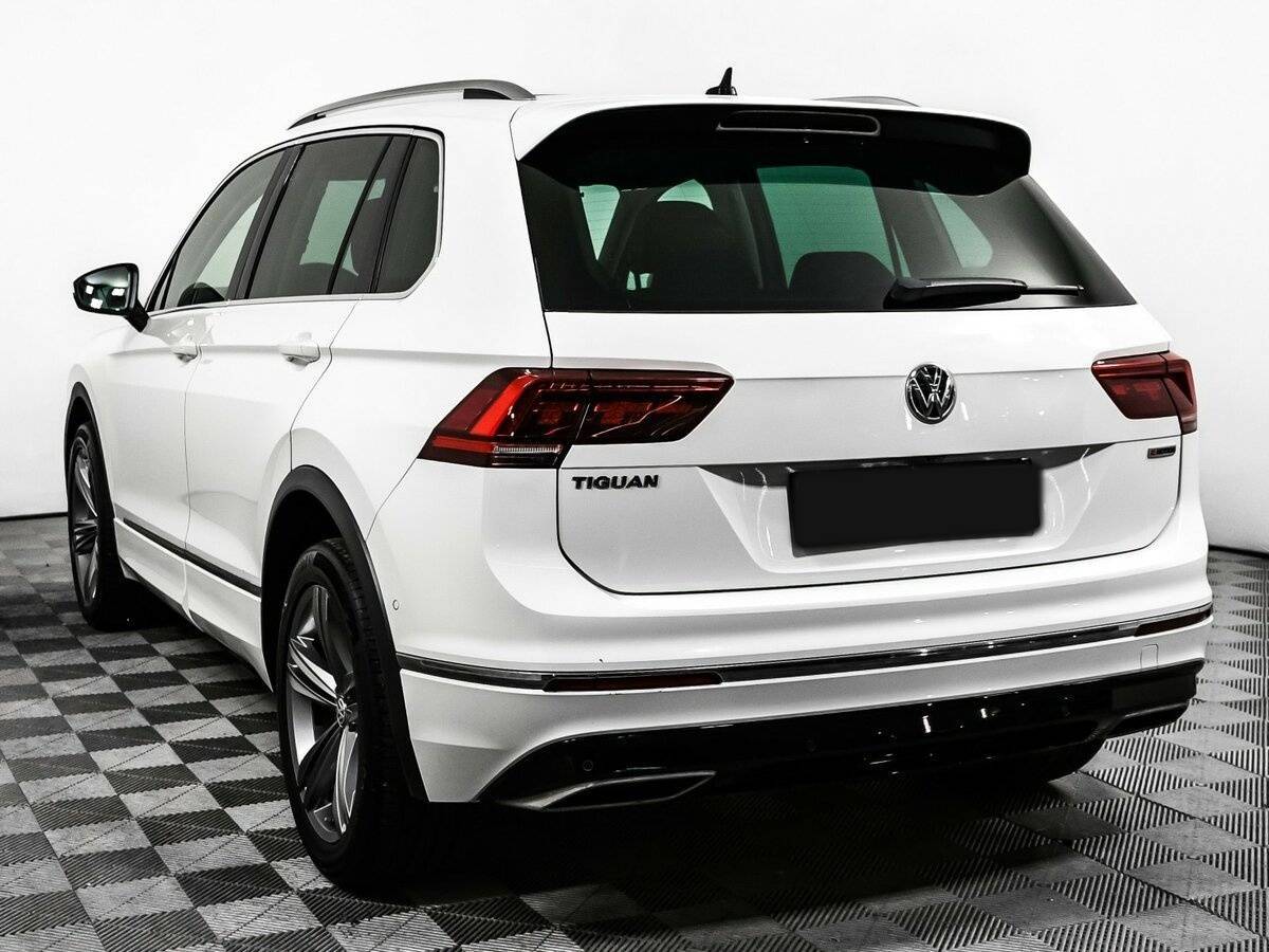 Купить Volkswagen Tiguan с пробегом. Фото: #6
