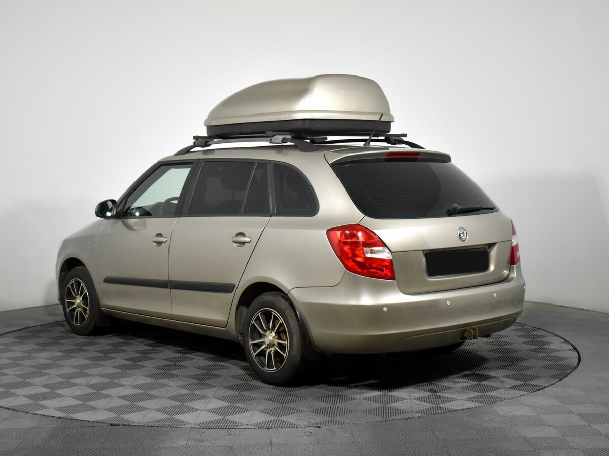 Купить Skoda Fabia с пробегом. Фото: #6