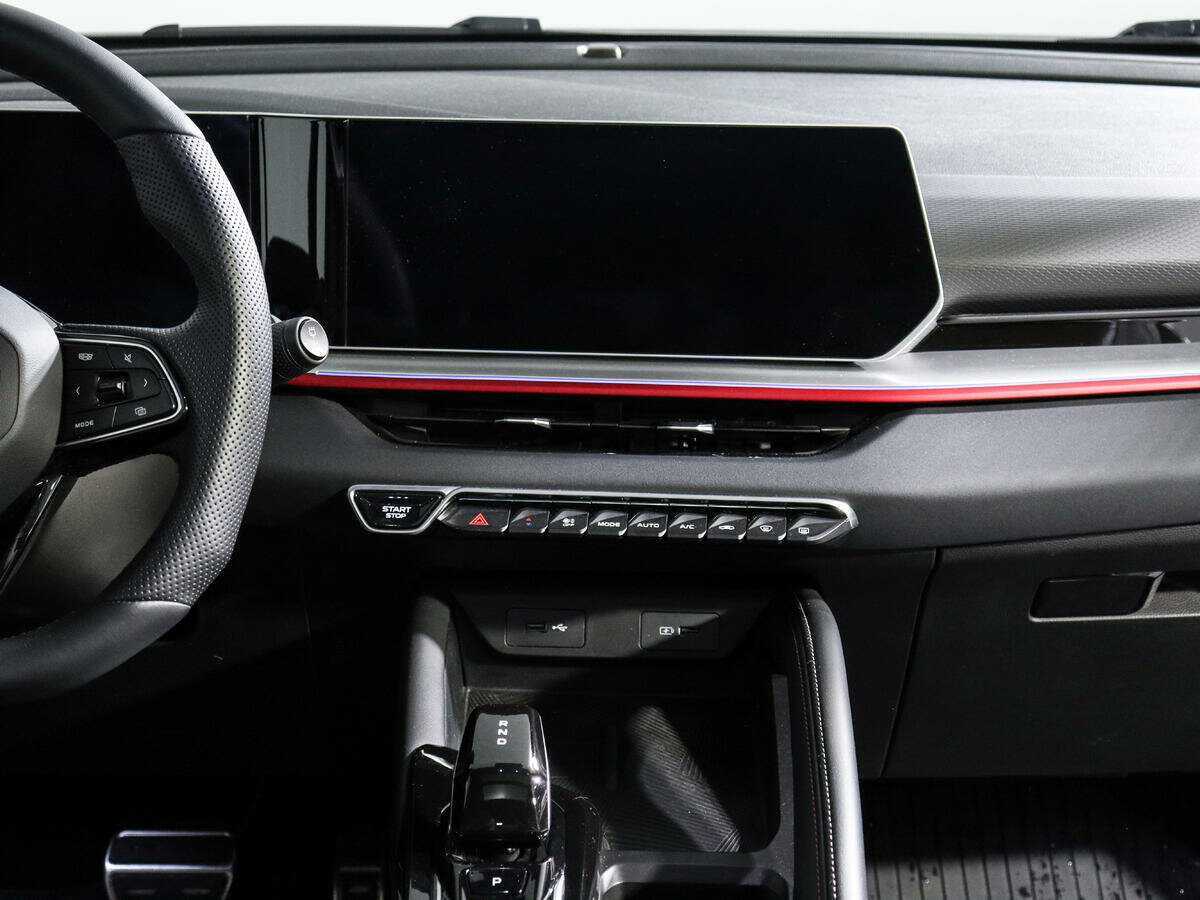 Купить Geely Coolray с пробегом. Фото: #12