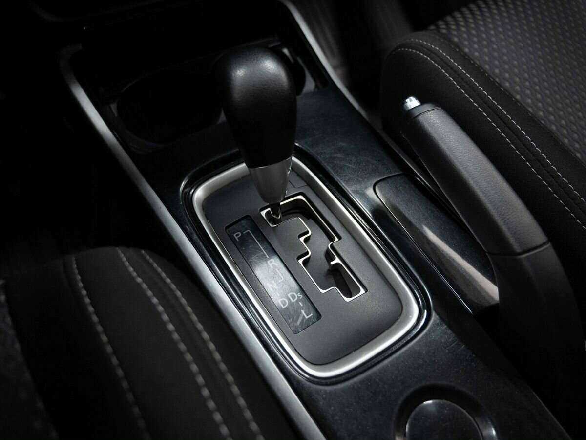 Купить Mitsubishi Outlander с пробегом. Фото: #18