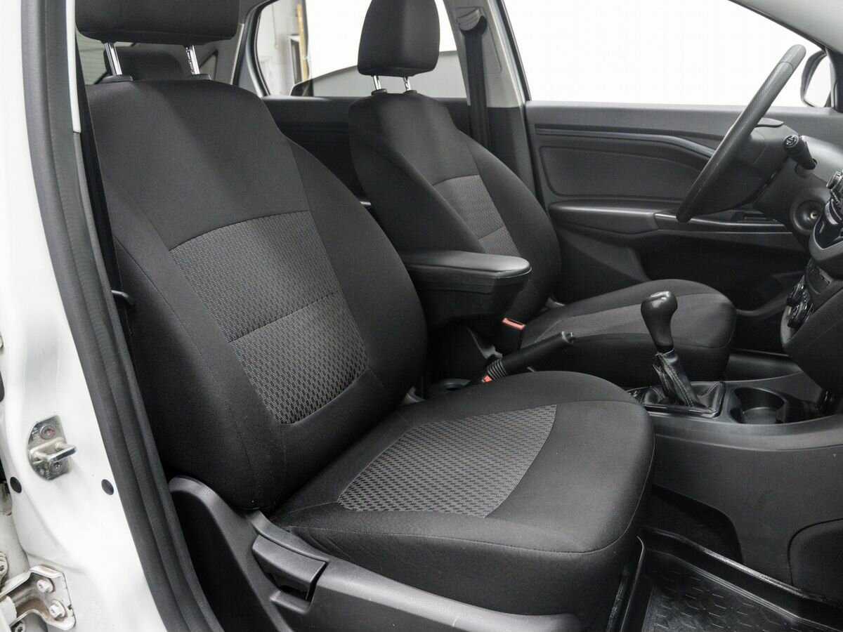 Купить Lada (ВАЗ) Vesta с пробегом. Фото: #8