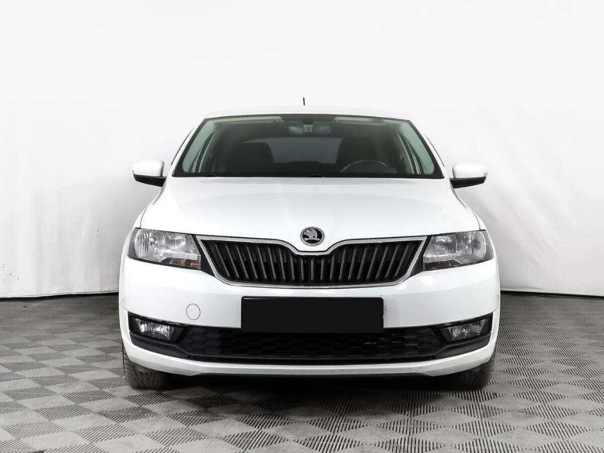 Купить Skoda Rapid с пробегом. Фото: #1