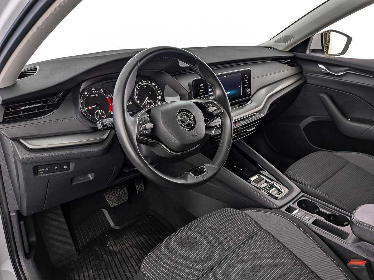Купить Skoda Octavia с пробегом. Фото: #14