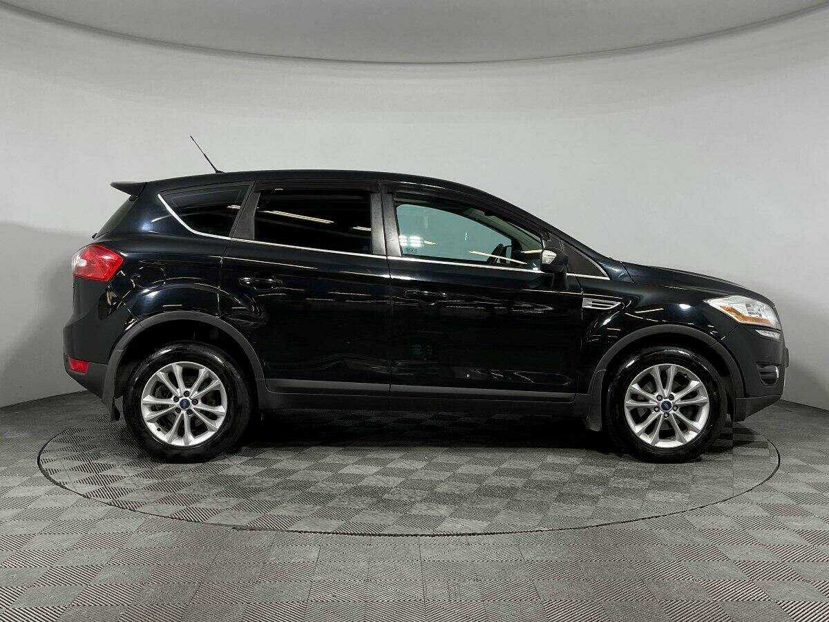 Купить Ford Kuga с пробегом. Фото: #3