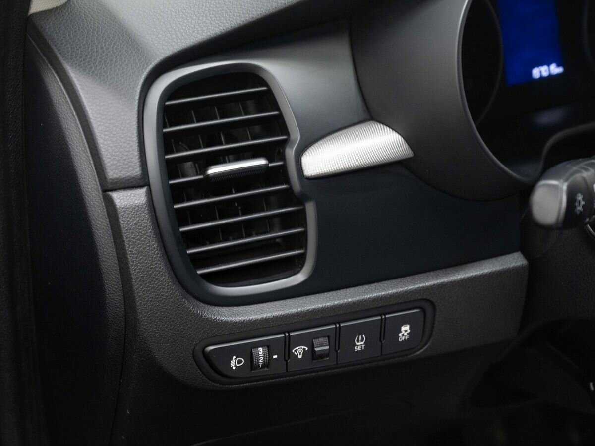 Купить Kia Rio с пробегом. Фото: #17