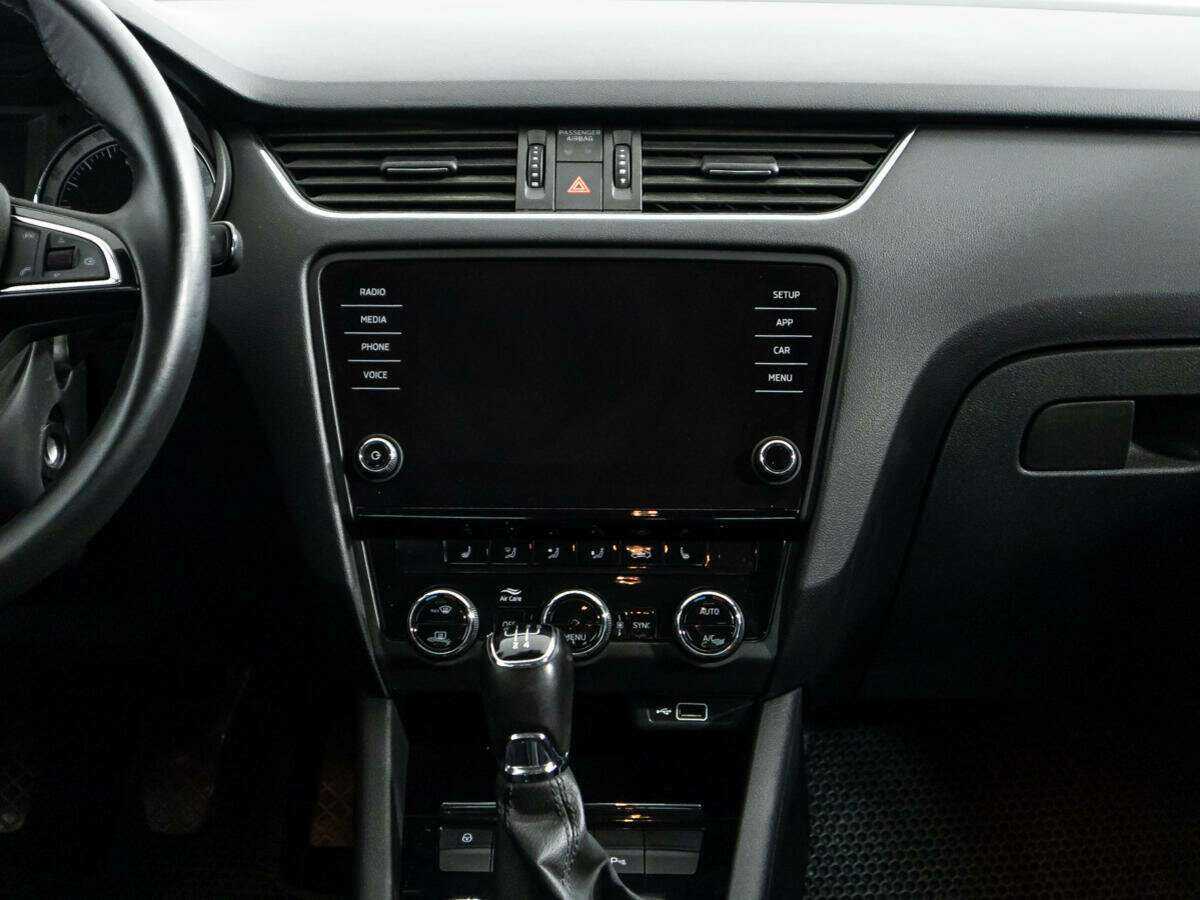 Купить Skoda Octavia с пробегом. Фото: #13
