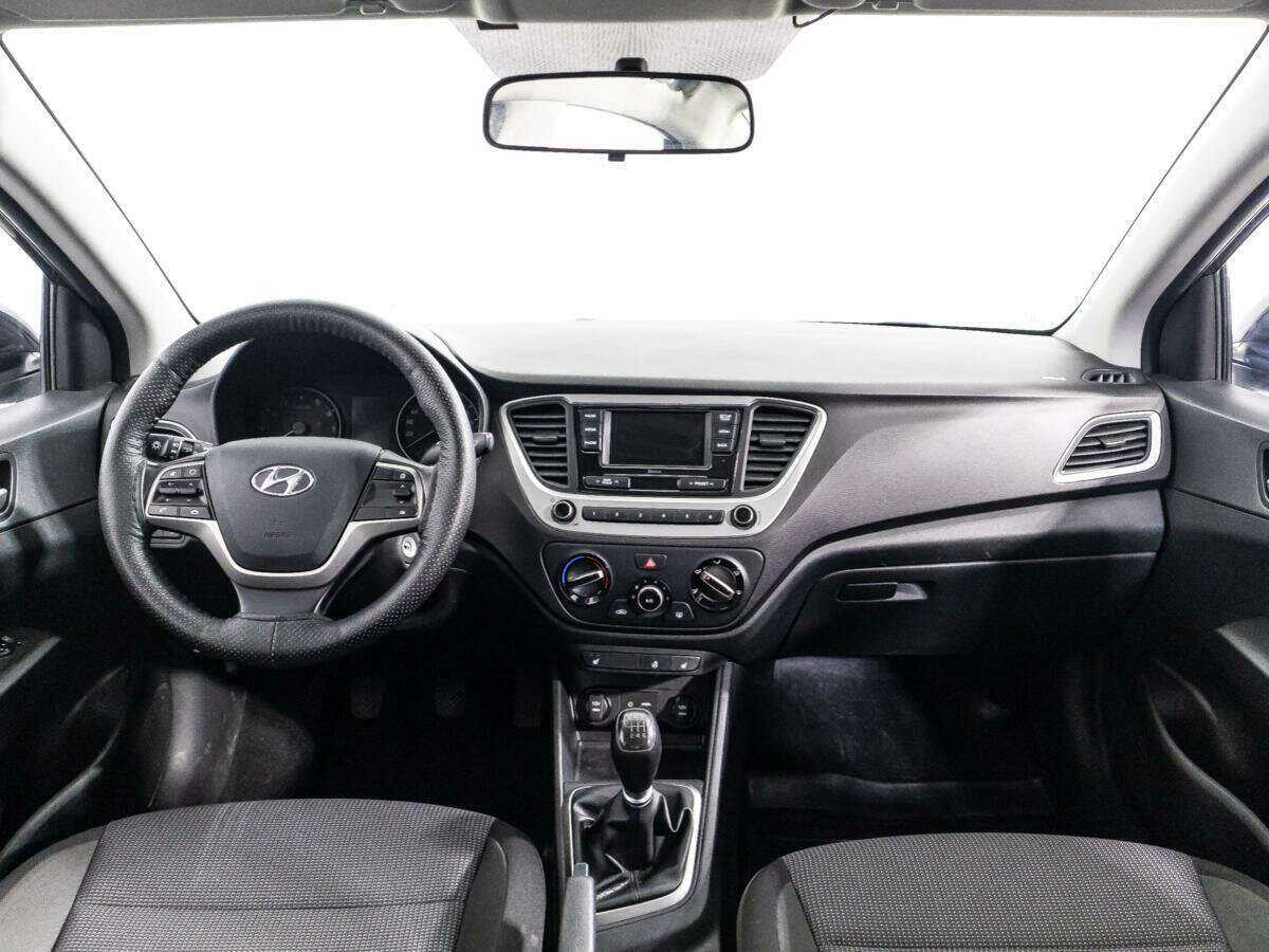 Купить Hyundai Solaris с пробегом. Фото: #12
