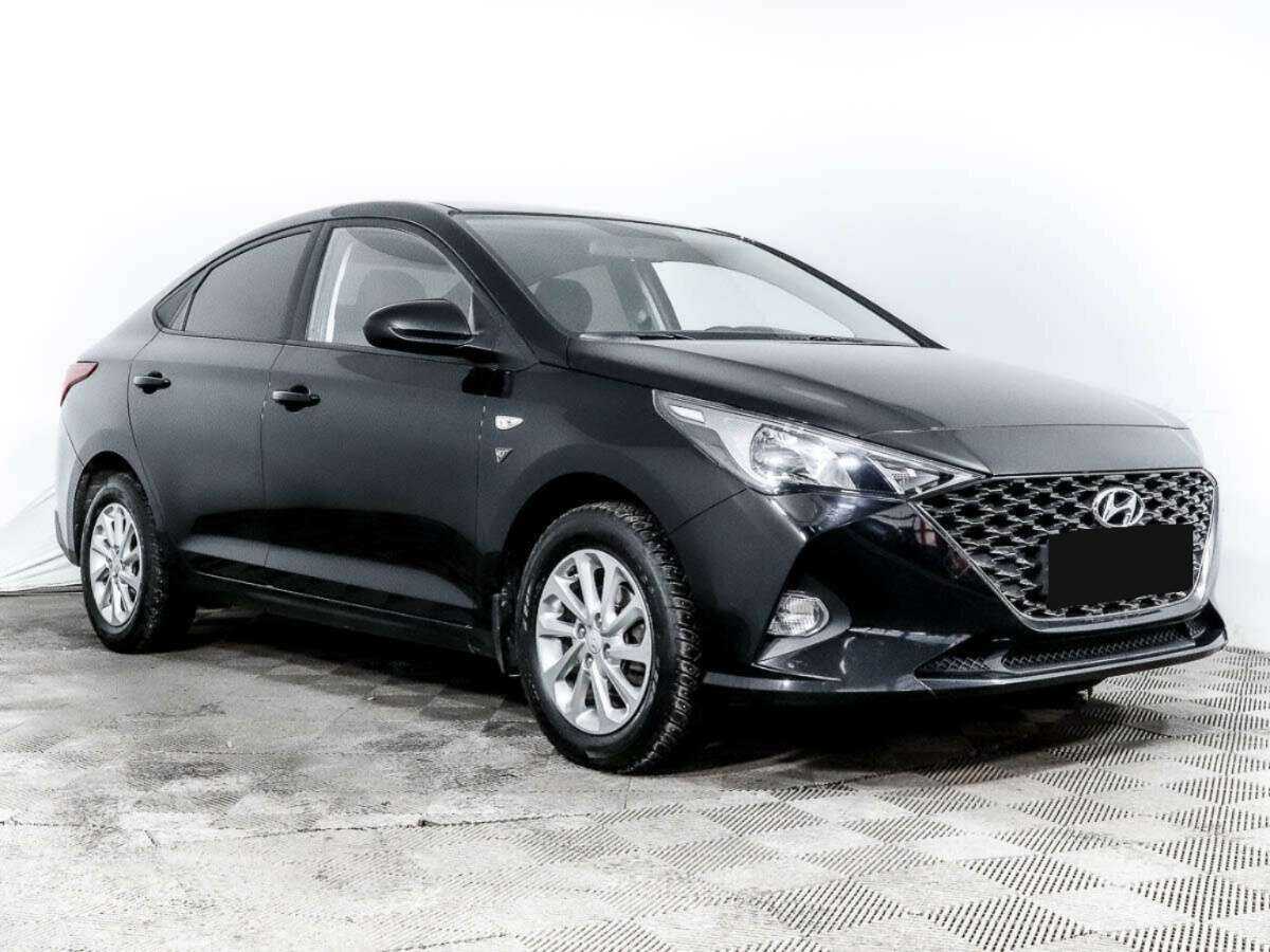 Купить Hyundai Solaris с пробегом. Фото: #2
