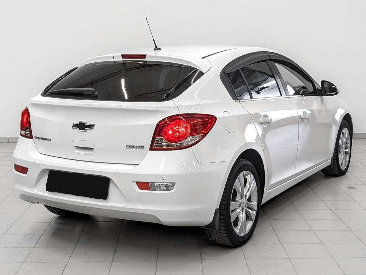Купить Chevrolet Cruze с пробегом. Фото: #4