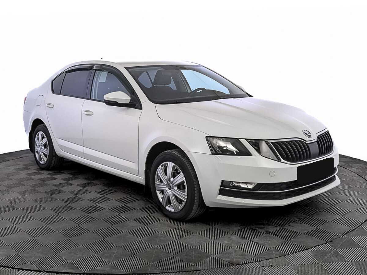 Купить Skoda Octavia с пробегом. Фото: #2