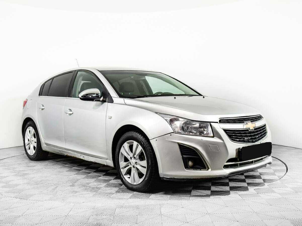 Купить Chevrolet Cruze с пробегом. Фото: #2
