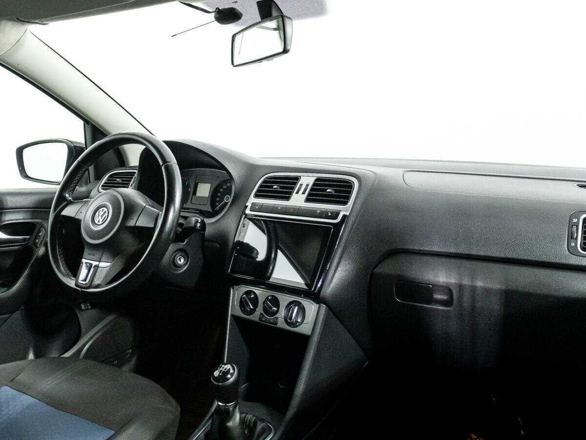Купить Volkswagen Polo с пробегом. Фото: #8