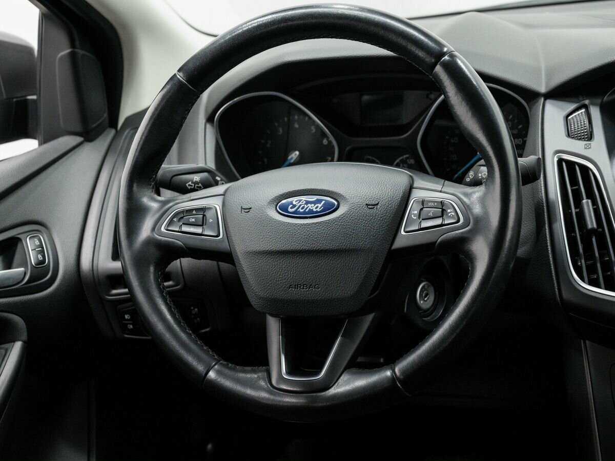 Купить Ford Focus с пробегом. Фото: #10