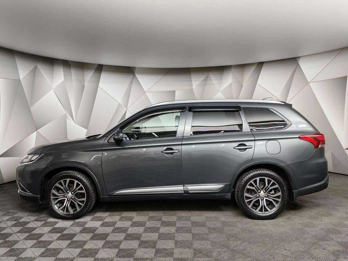 Купить Mitsubishi Outlander с пробегом. Фото: #4