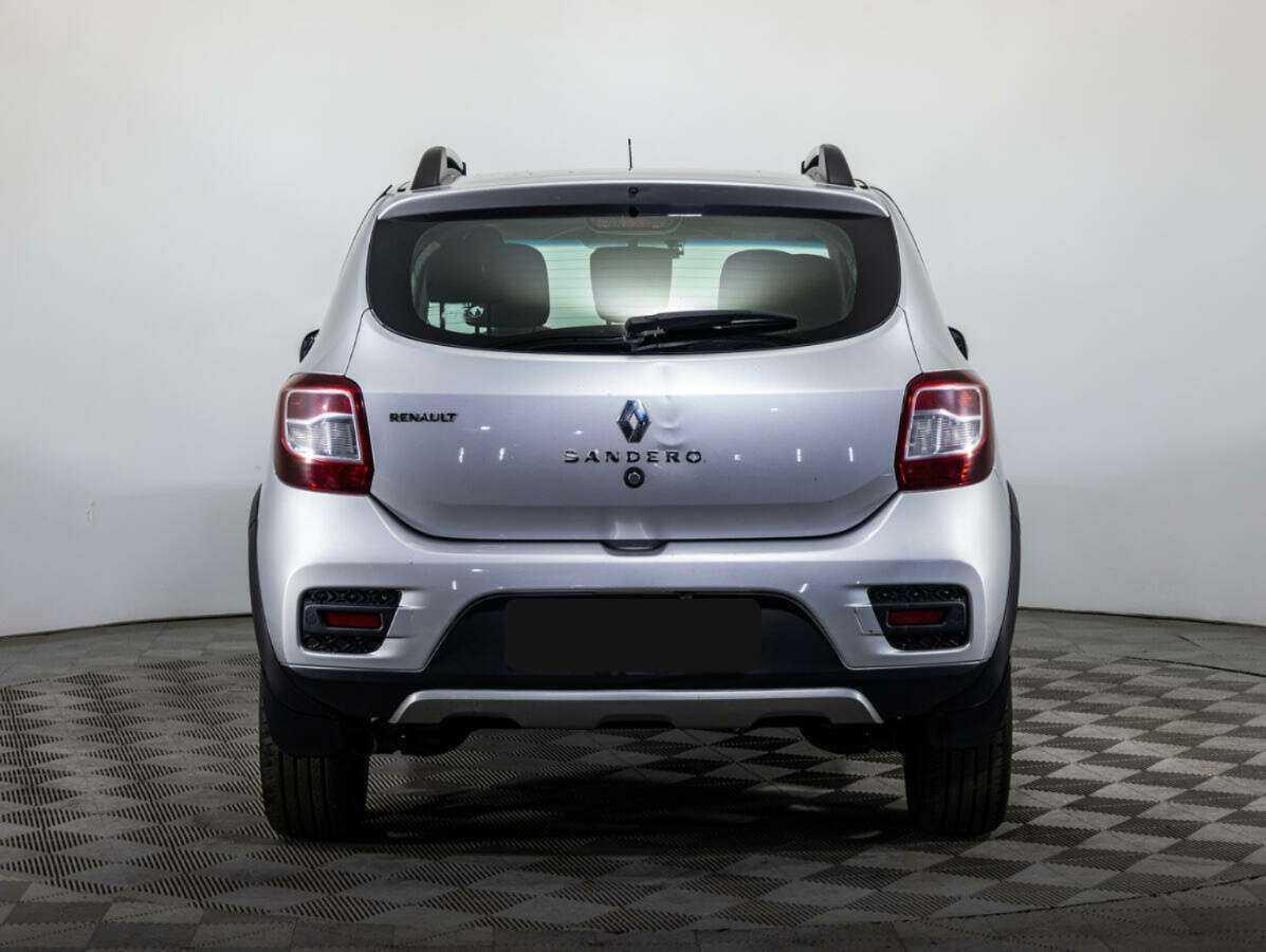 Купить Renault Sandero с пробегом. Фото: #4