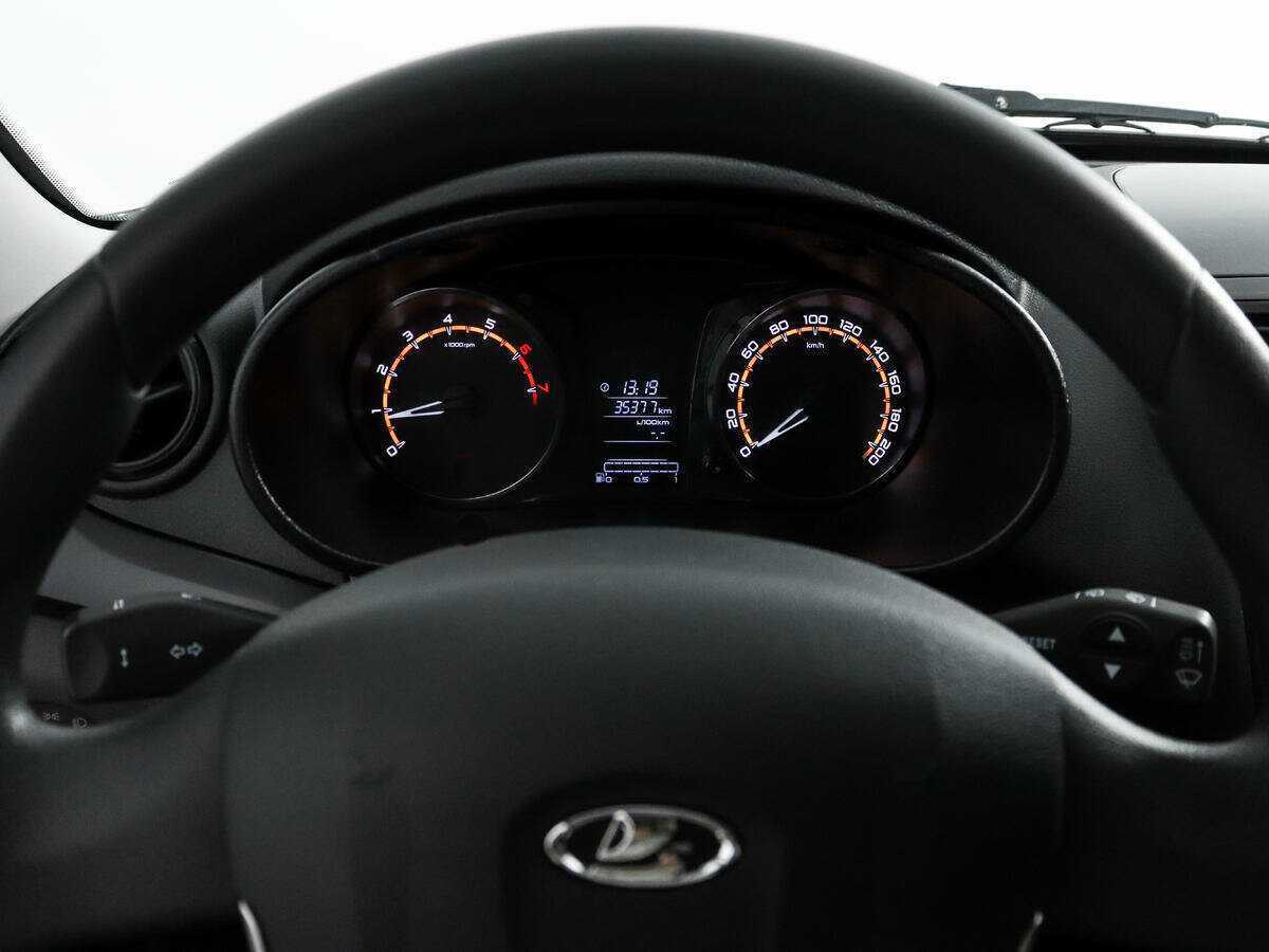 Купить Lada (ВАЗ) Granta с пробегом. Фото: #14