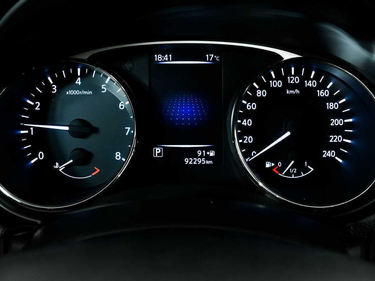 Купить Nissan X-Trail с пробегом. Фото: #9