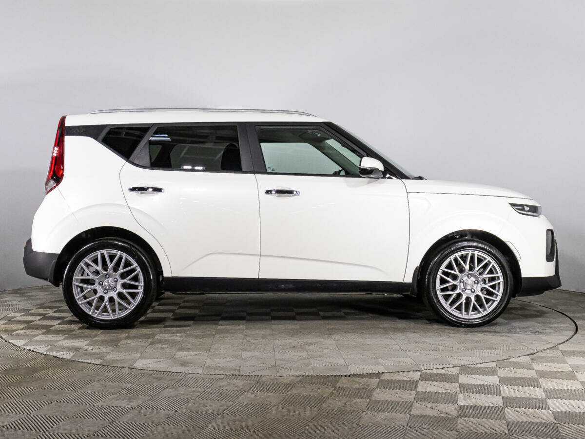 Купить Kia Soul с пробегом. Фото: #3