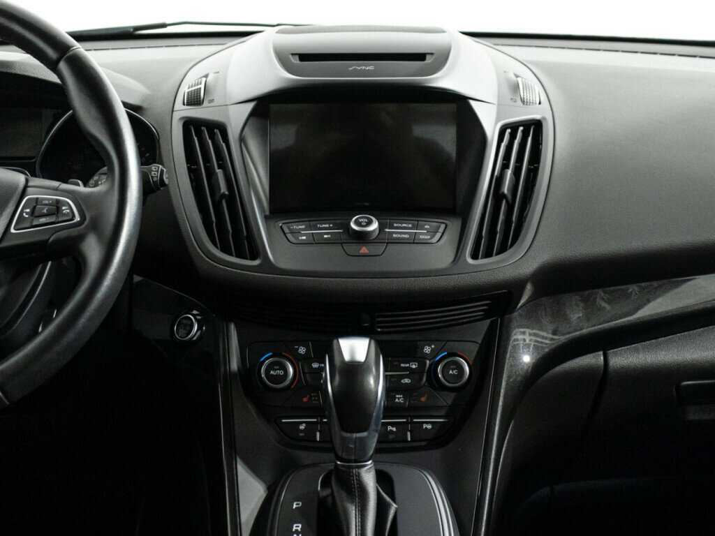 Купить Ford Kuga с пробегом. Фото: #13