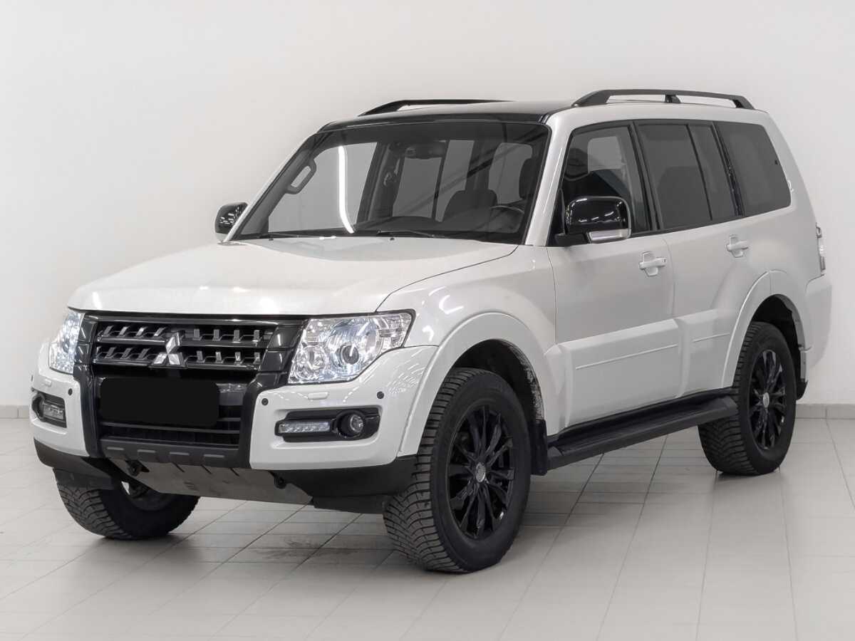Купить Mitsubishi Pajero с пробегом. Посмотреть фото