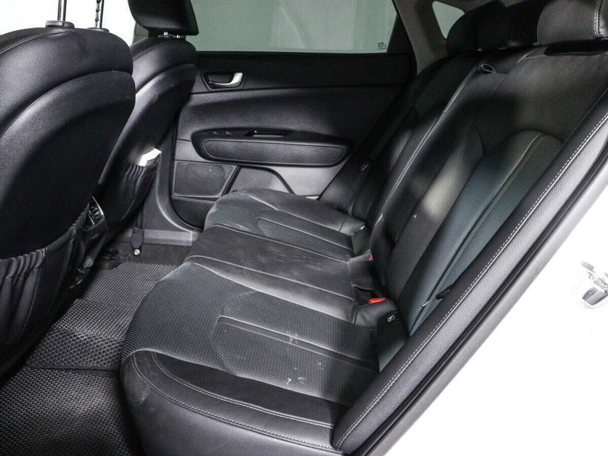 Купить Kia Optima с пробегом. Фото: #7