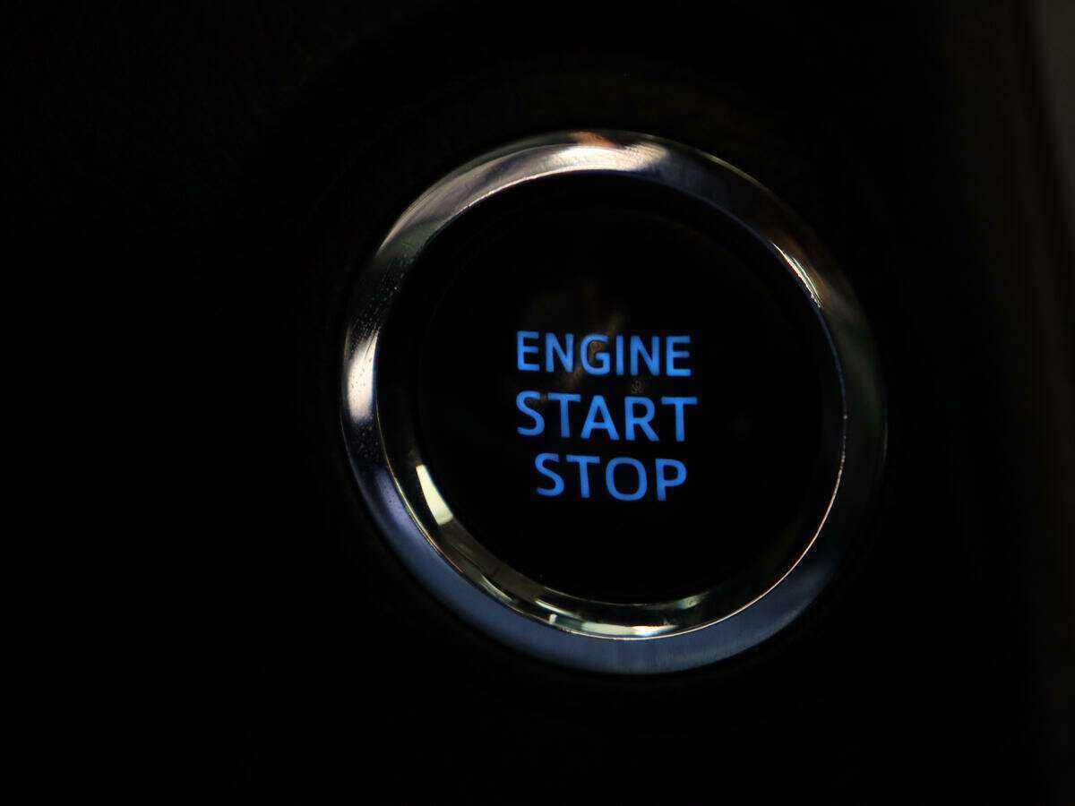 Купить Toyota Camry с пробегом. Фото: #18