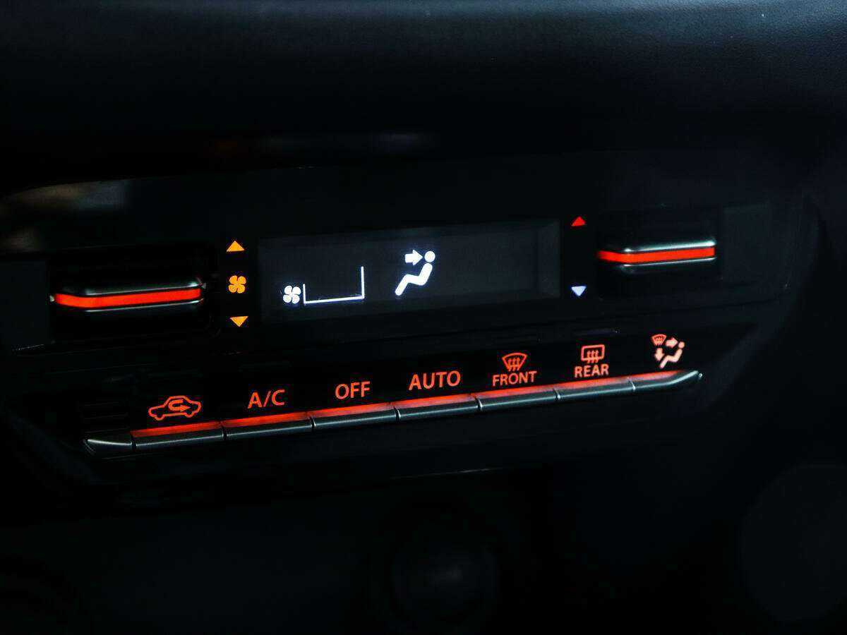 Купить Suzuki Baleno с пробегом. Фото: #17