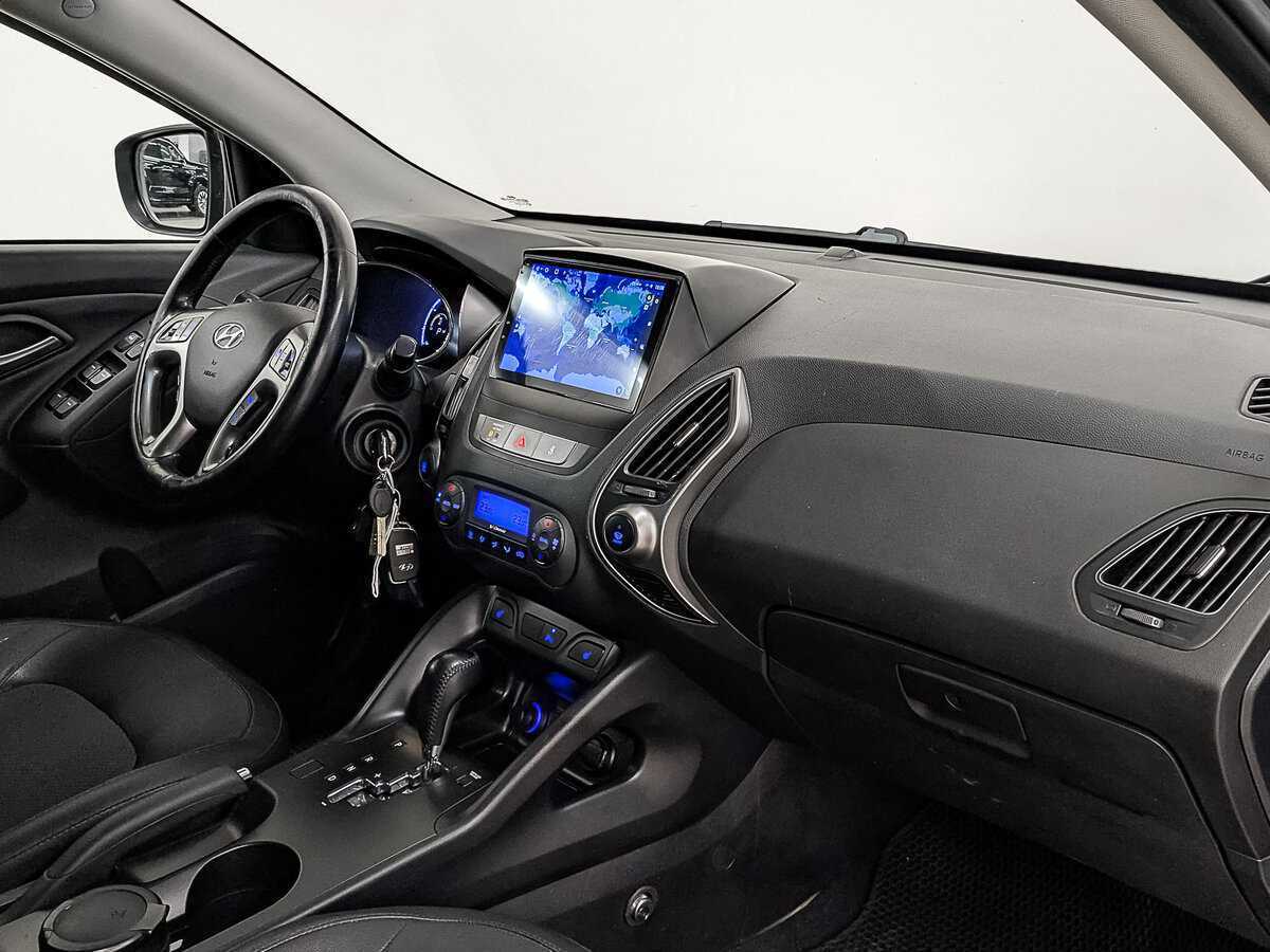 Купить Hyundai ix35 с пробегом. Фото: #12