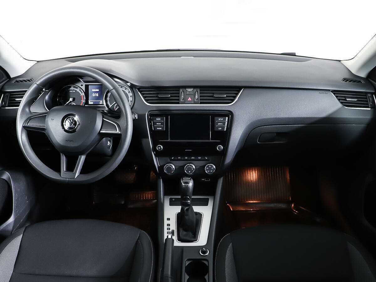 Купить Skoda Octavia с пробегом. Фото: #10