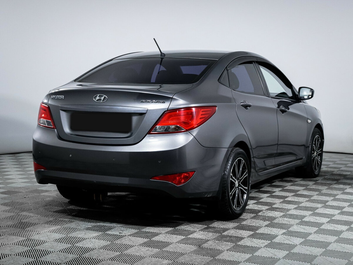 Купить Hyundai Solaris с пробегом. Фото: #3
