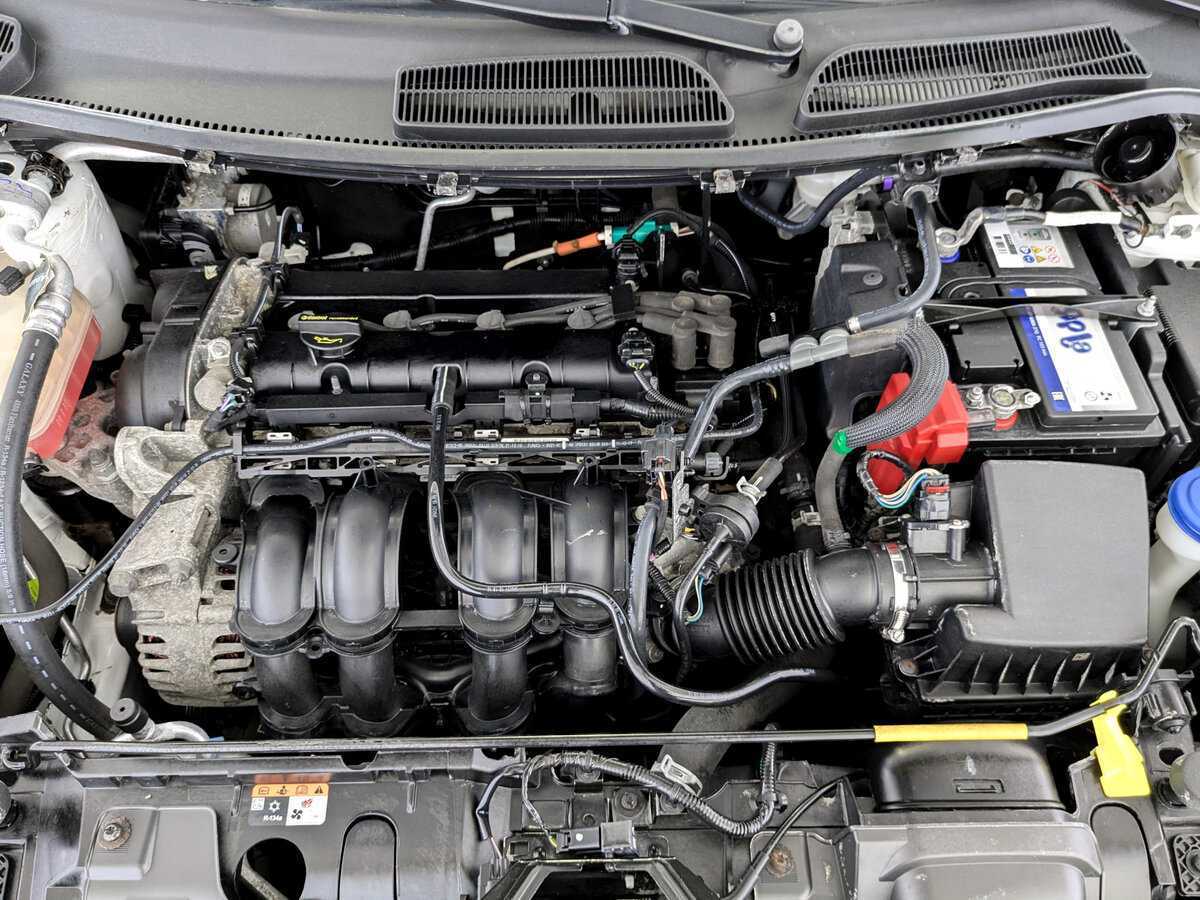 Купить Ford Fiesta с пробегом. Фото: #8