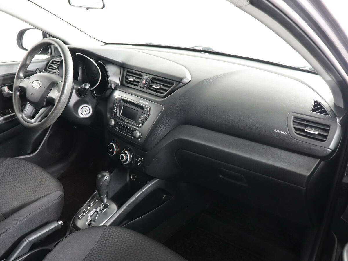Купить Kia Rio с пробегом. Фото: #5