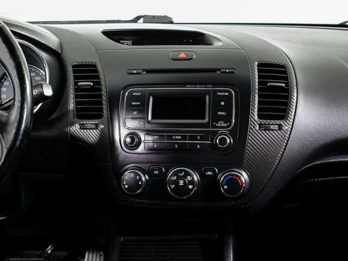Купить Kia Cerato с пробегом. Фото: #10
