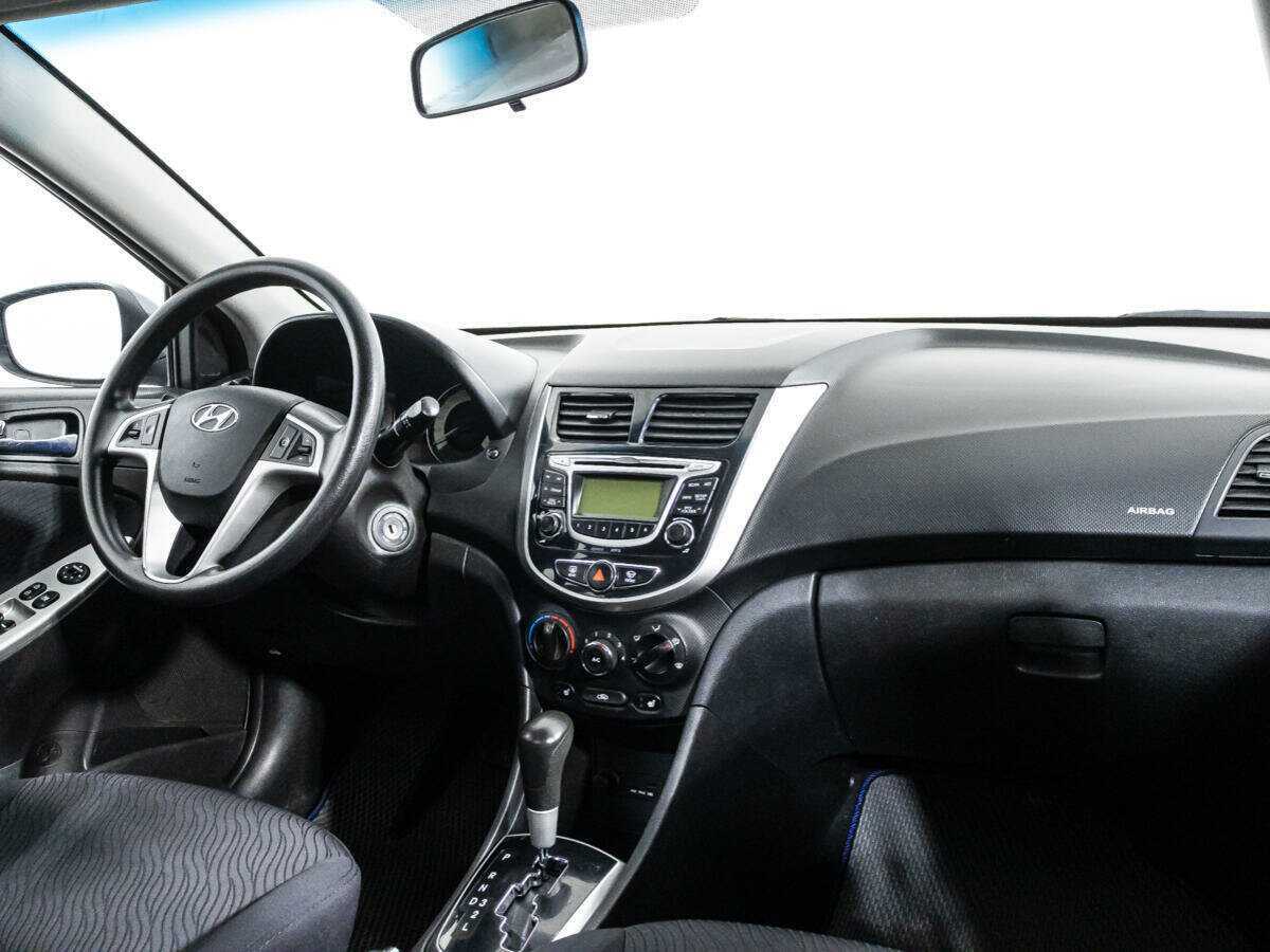 Купить Hyundai Solaris с пробегом. Фото: #8