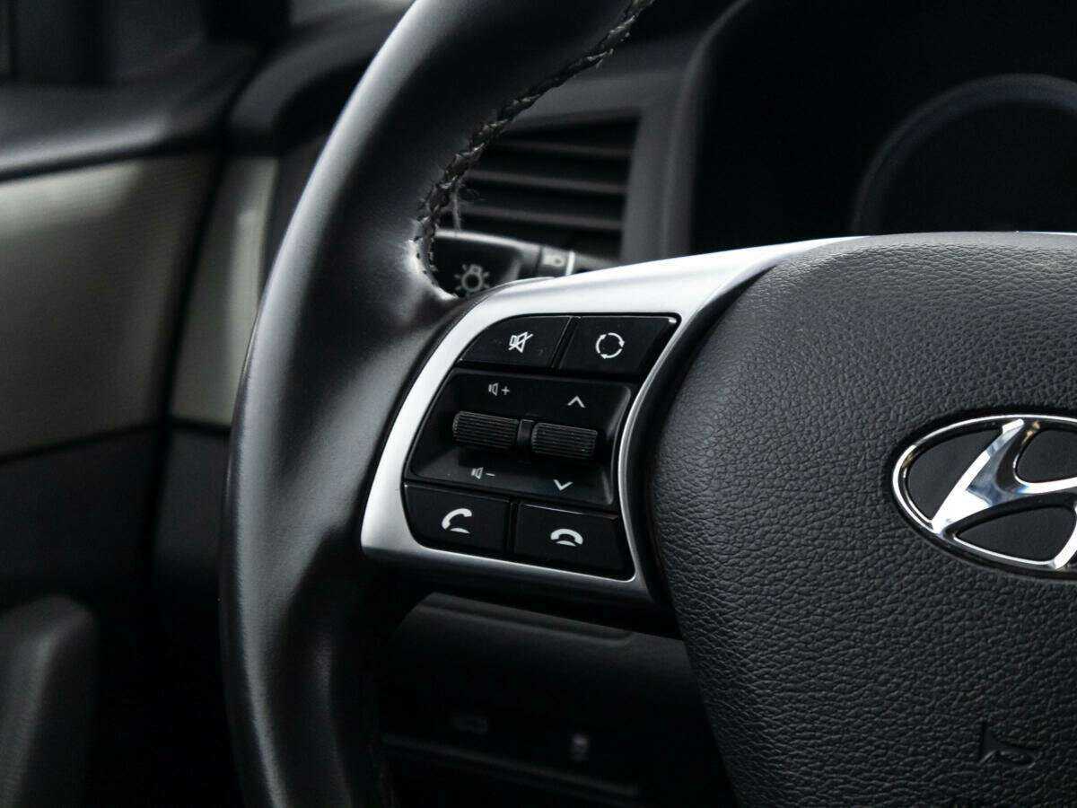 Купить Hyundai Sonata с пробегом. Фото: #17