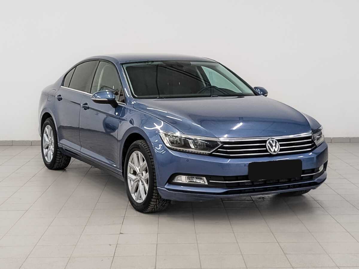 Купить Volkswagen Passat с пробегом. Фото: #2