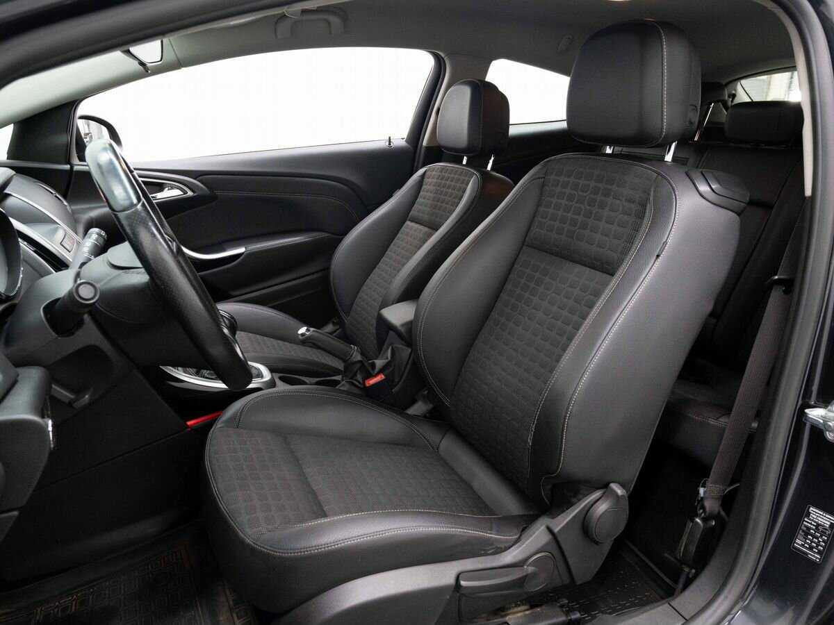 Купить Opel Astra с пробегом. Фото: #8