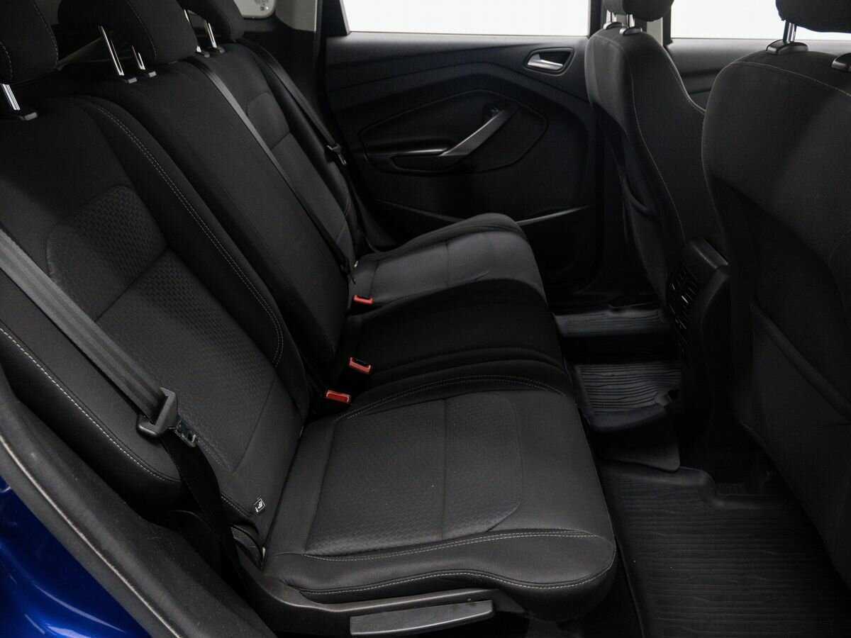 Купить Ford Kuga с пробегом. Фото: #9