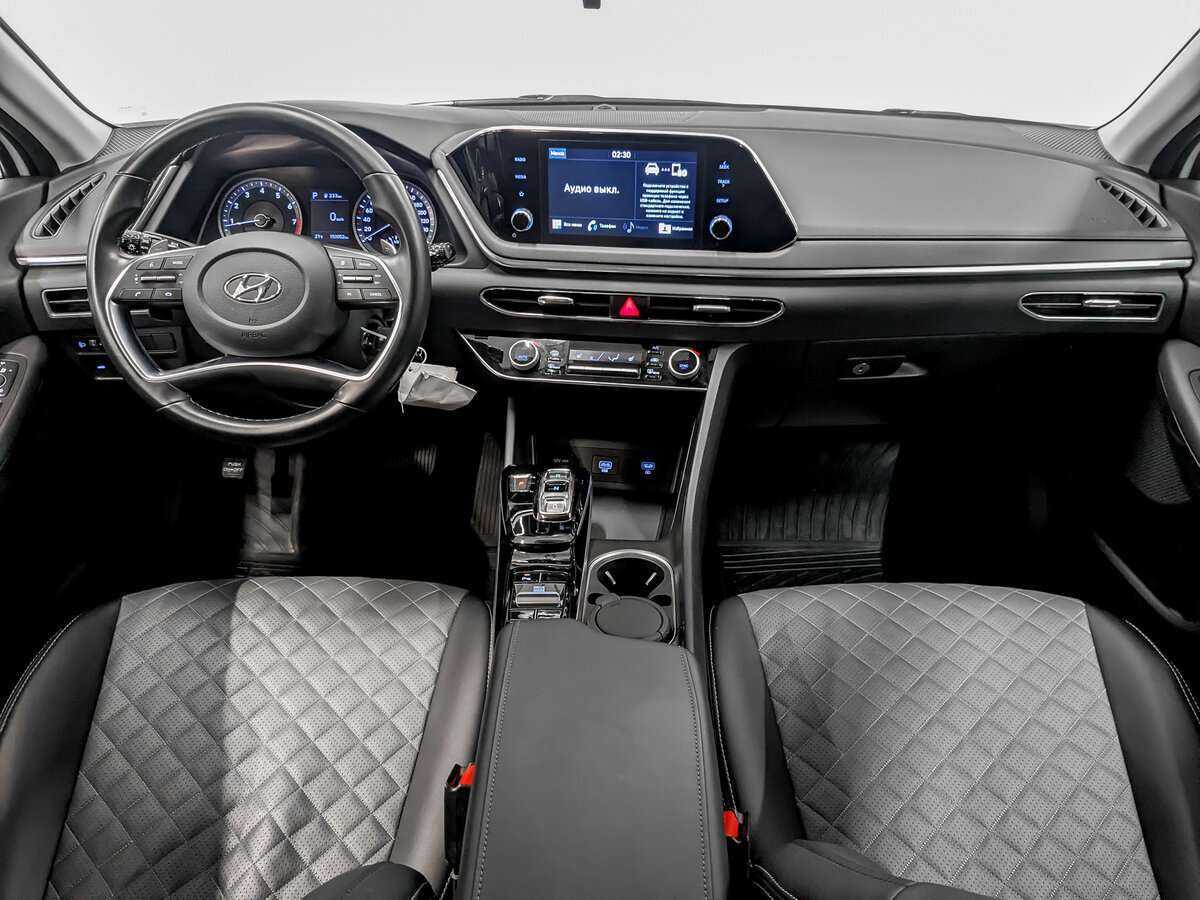 Купить Hyundai Sonata с пробегом. Фото: #11