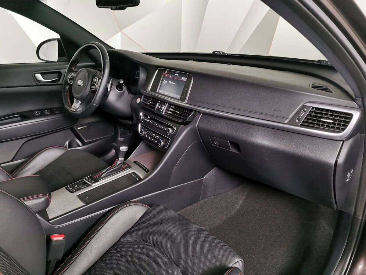 Купить Kia Optima с пробегом. Фото: #8