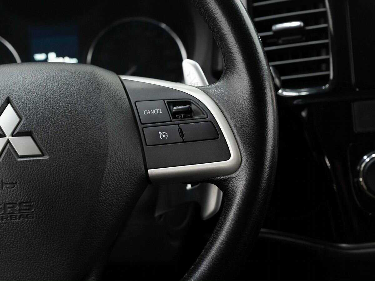 Купить Mitsubishi Outlander с пробегом. Фото: #15