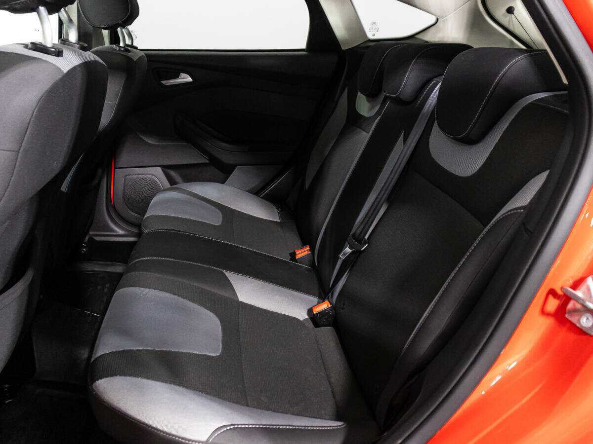 Купить Ford Focus с пробегом. Фото: #9