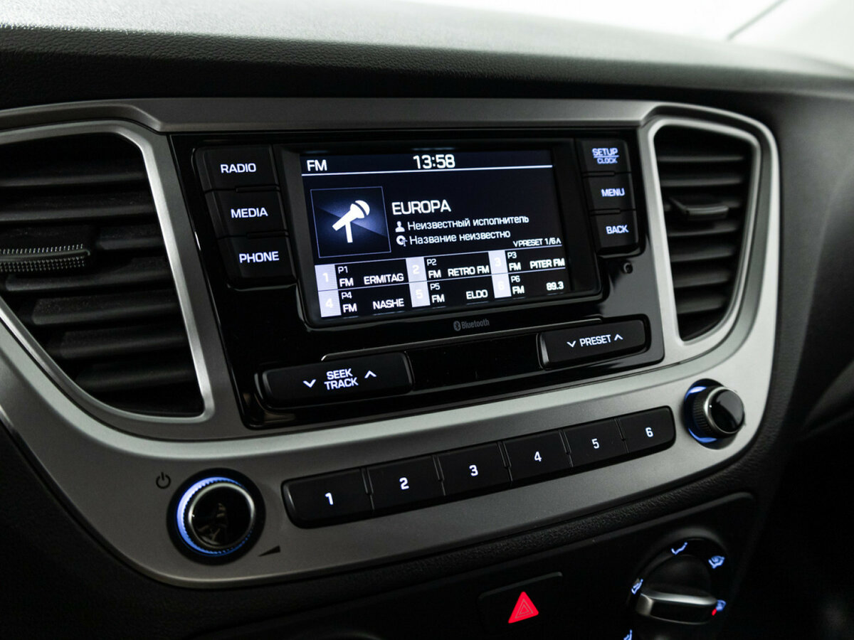 Купить Hyundai Solaris с пробегом. Фото: #14