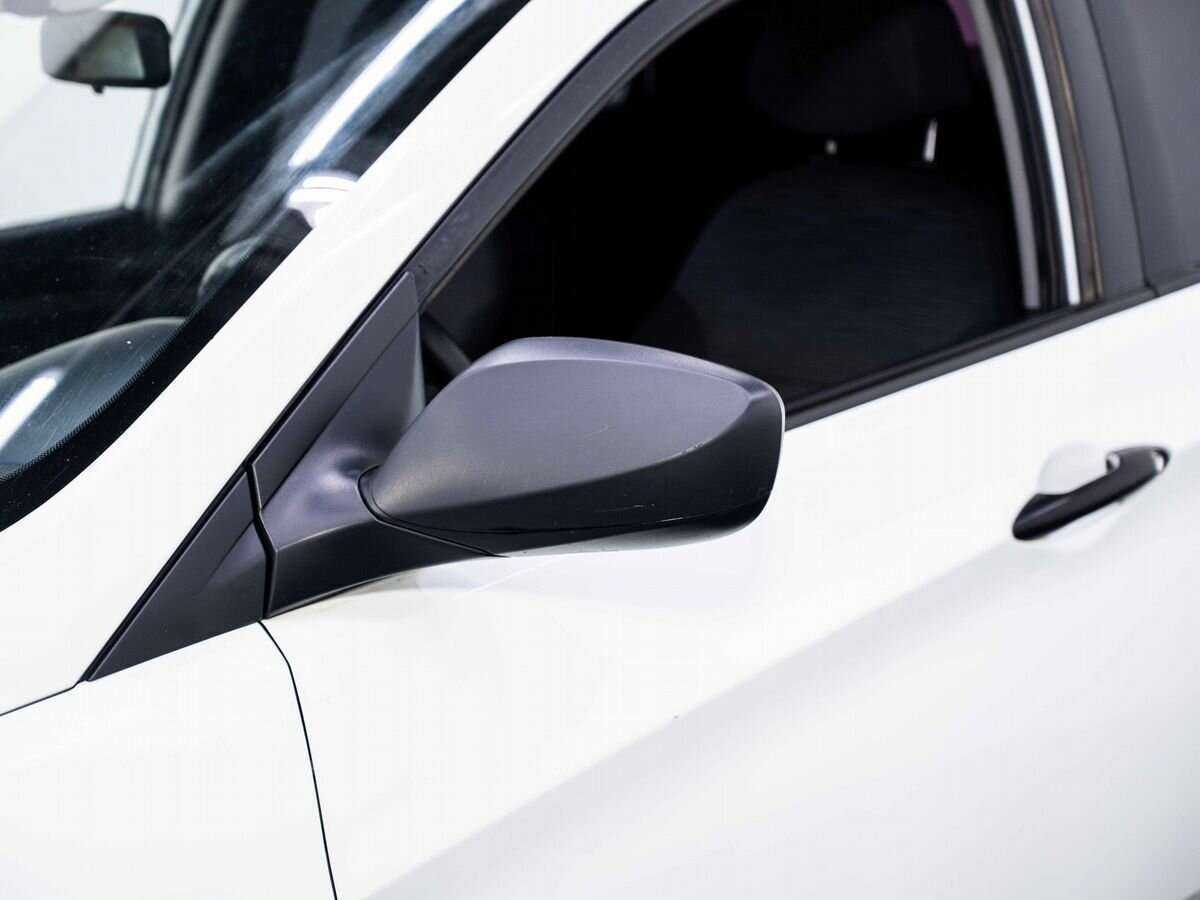 Купить Hyundai Solaris с пробегом. Фото: #6