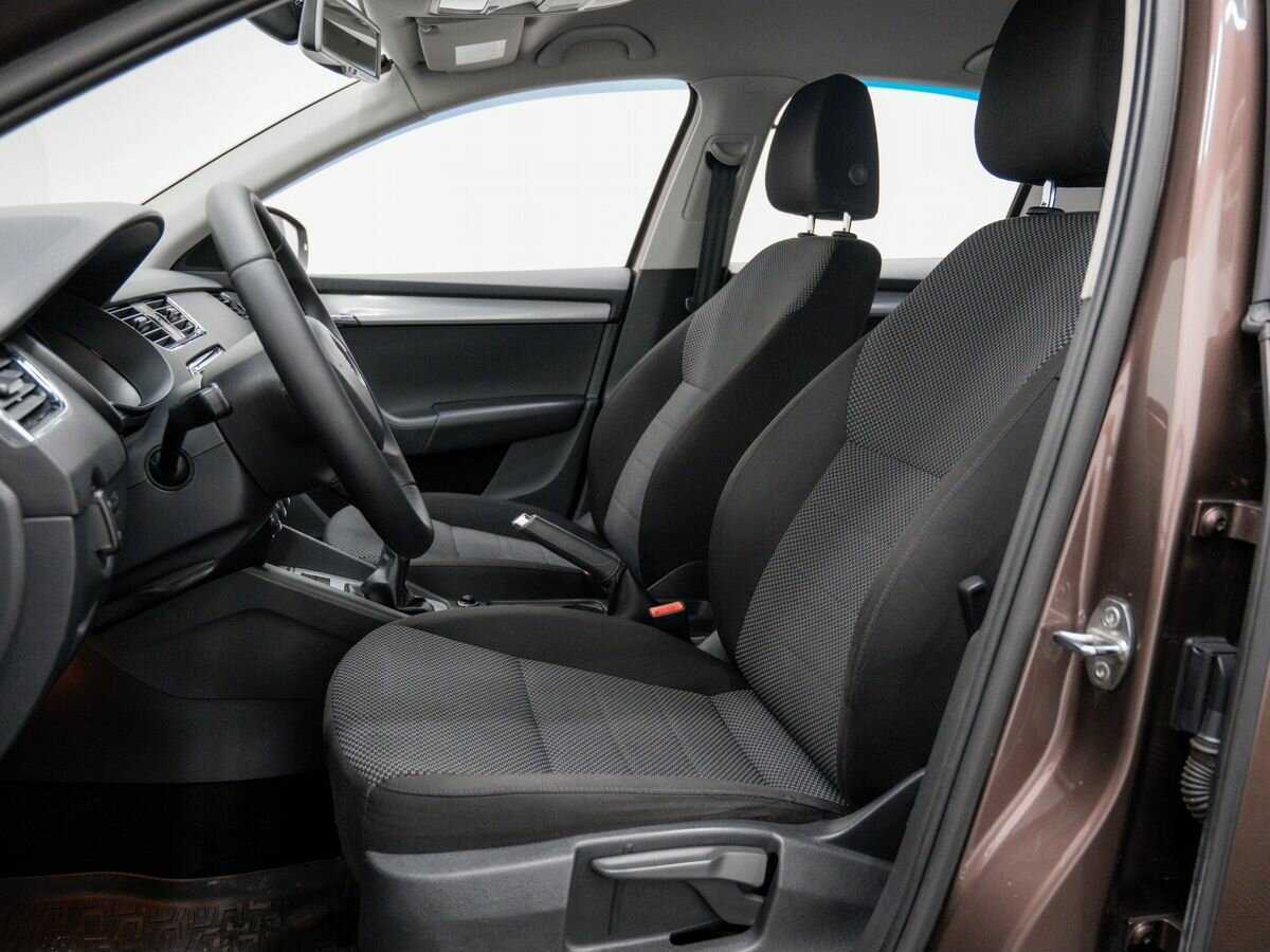 Купить Skoda Octavia с пробегом. Фото: #13