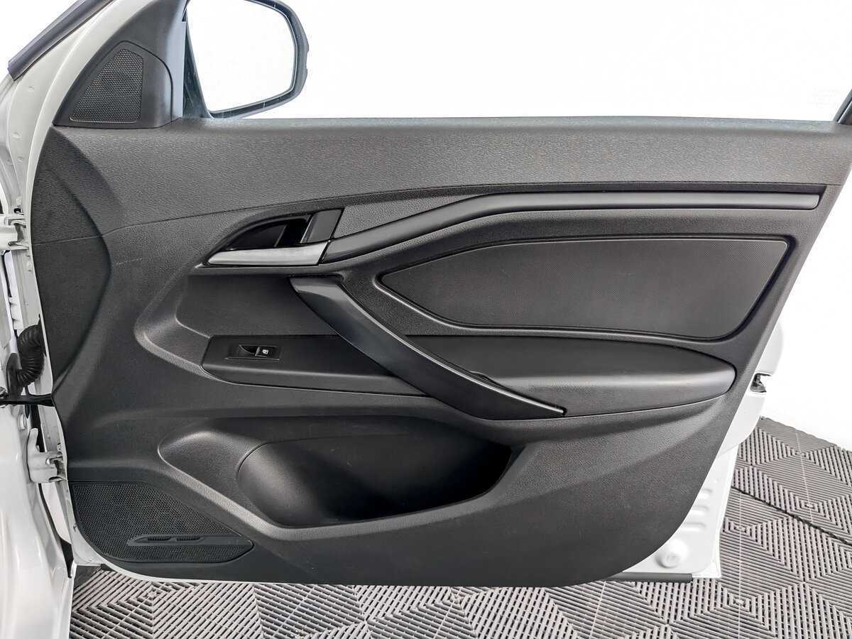 Купить Lada (ВАЗ) Vesta с пробегом. Фото: #19