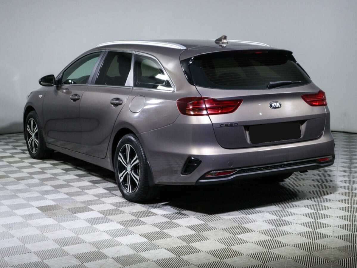 Купить Kia Ceed с пробегом. Фото: #6