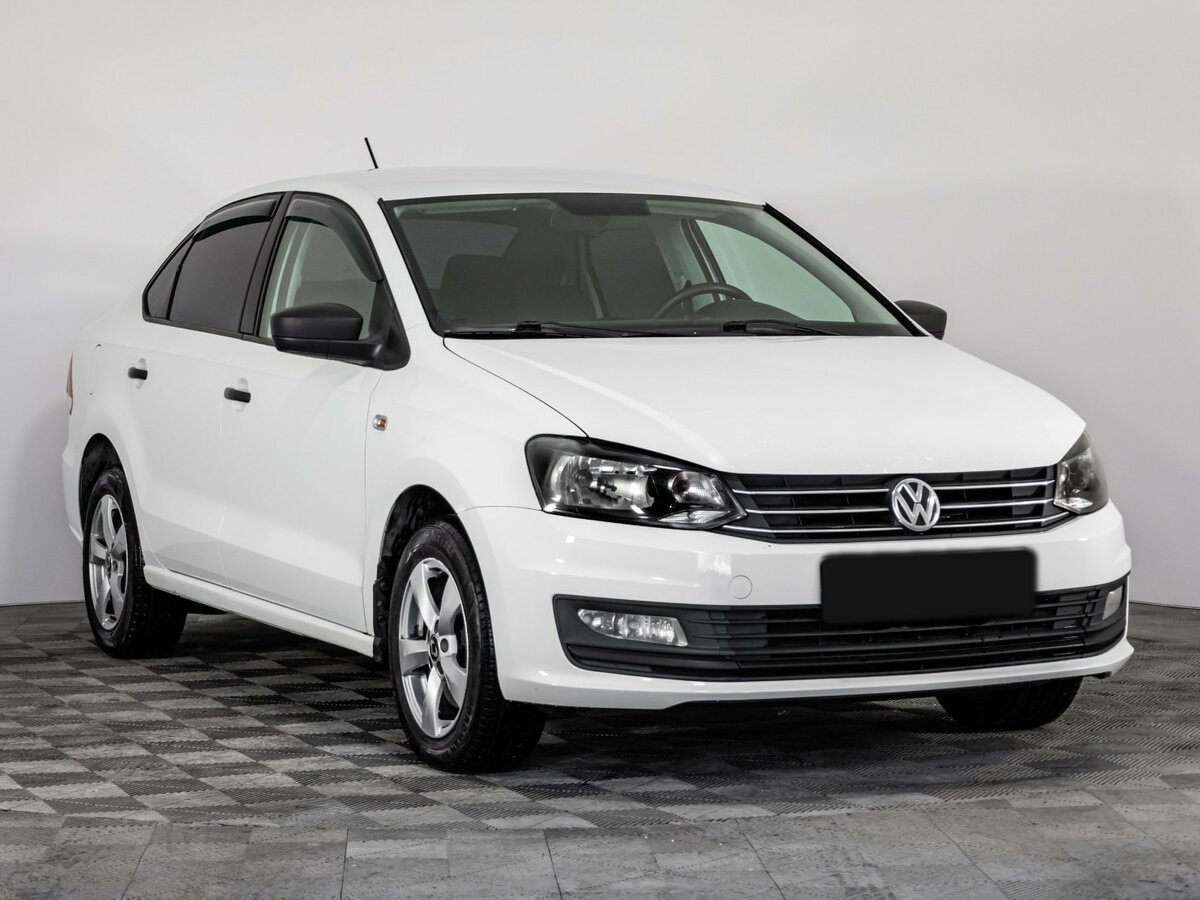Купить Volkswagen Polo с пробегом. Фото: #2