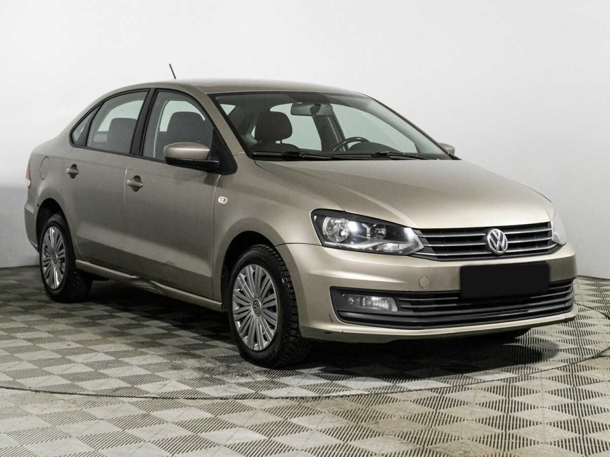 Купить Volkswagen Polo с пробегом. Фото: #2