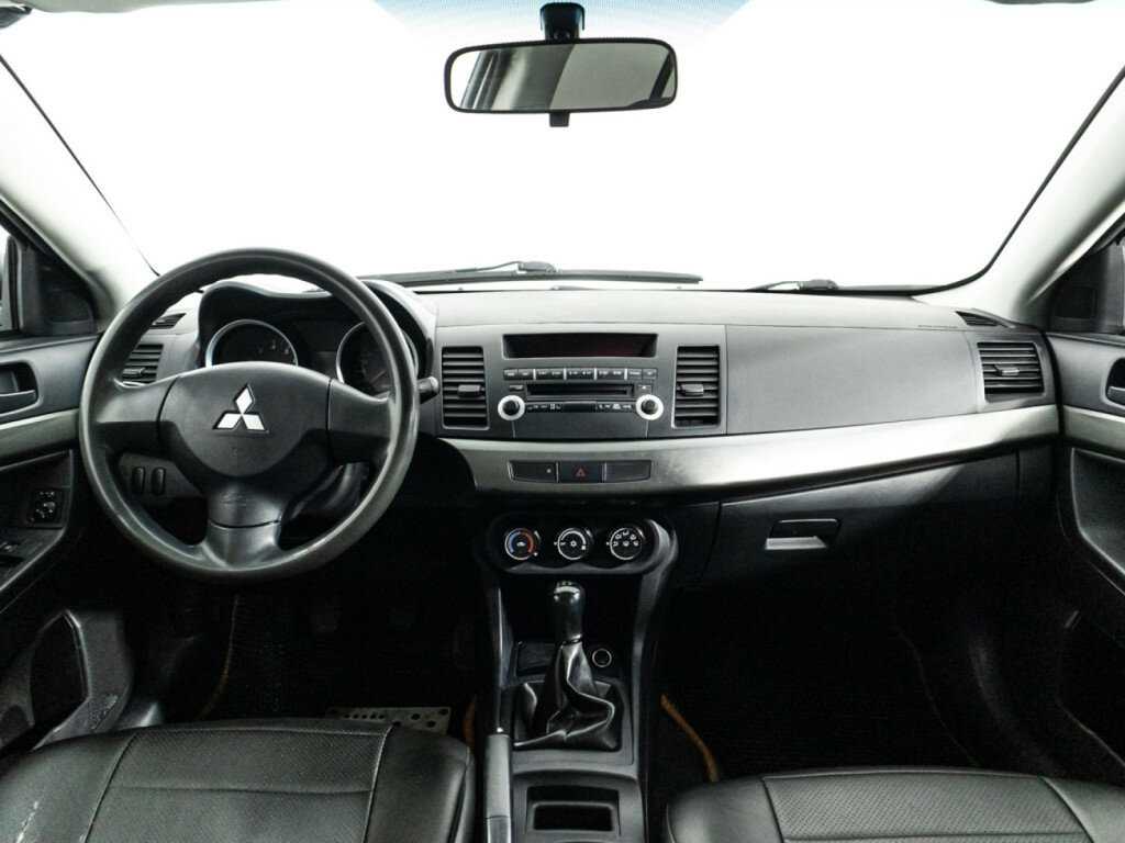 Купить Mitsubishi Lancer с пробегом. Фото: #12